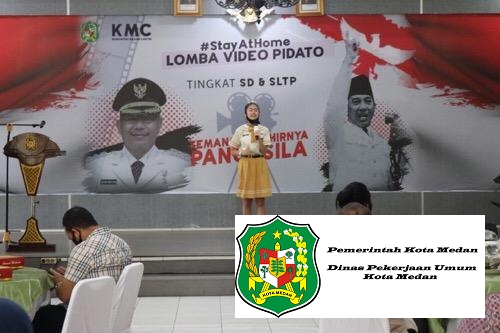 Akhyar Serakan Hadiah Lomba Pidato Tentang Bung Karno