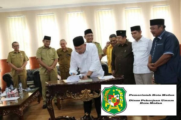 Wali Kota Medan Tandatangani Nota Kesepakatan KUA-PPAS P-APBD TA 2019 dan Penyerahan KUA-PPAS R-APBD TA 2020 Kepada Pimpinan DPRD Medan