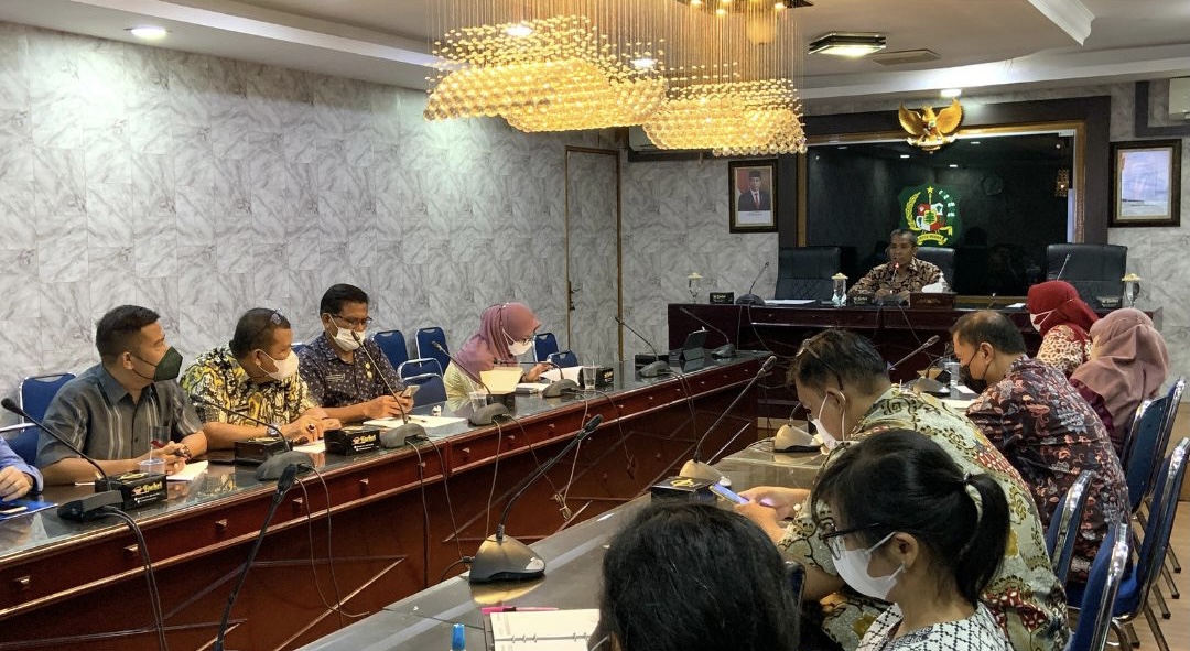 4 November 2021 | Menghadiri Rapat Penilaian Narwasita Tantra (Green Leadership) Dokumen IKPLHD Kota Medan T.A. 2021 di Kantor Walikota Medan